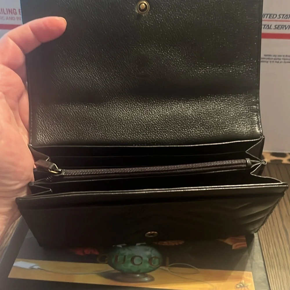 Gucci Bug Wallet - RARE - Picture 7 of 11